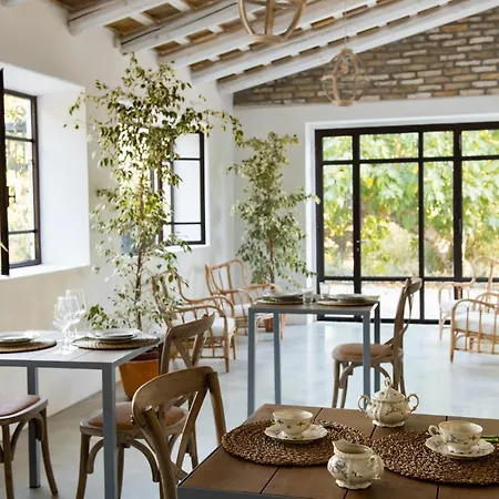 Casale Delle Lavande Bed & Breakfast *